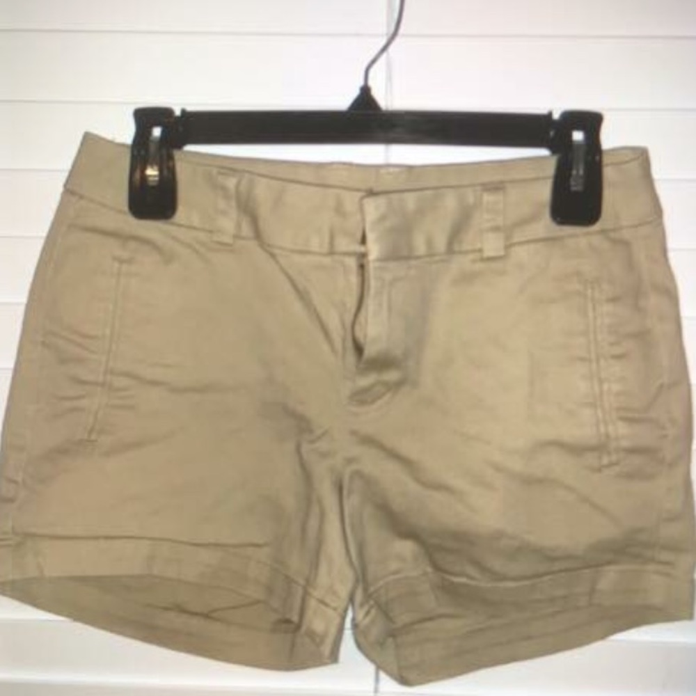 Midi khaki shorts